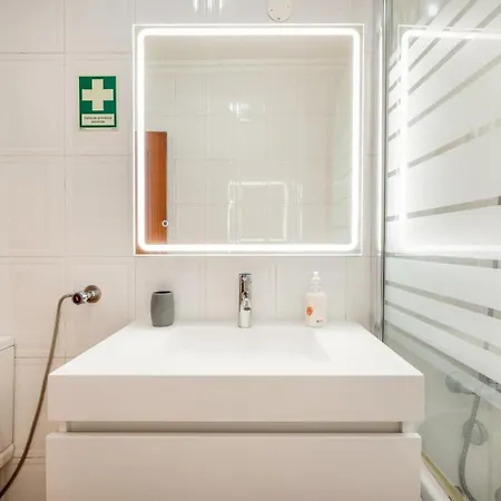 Appartamento Guestready - Tranquil Retreat In Lisbona